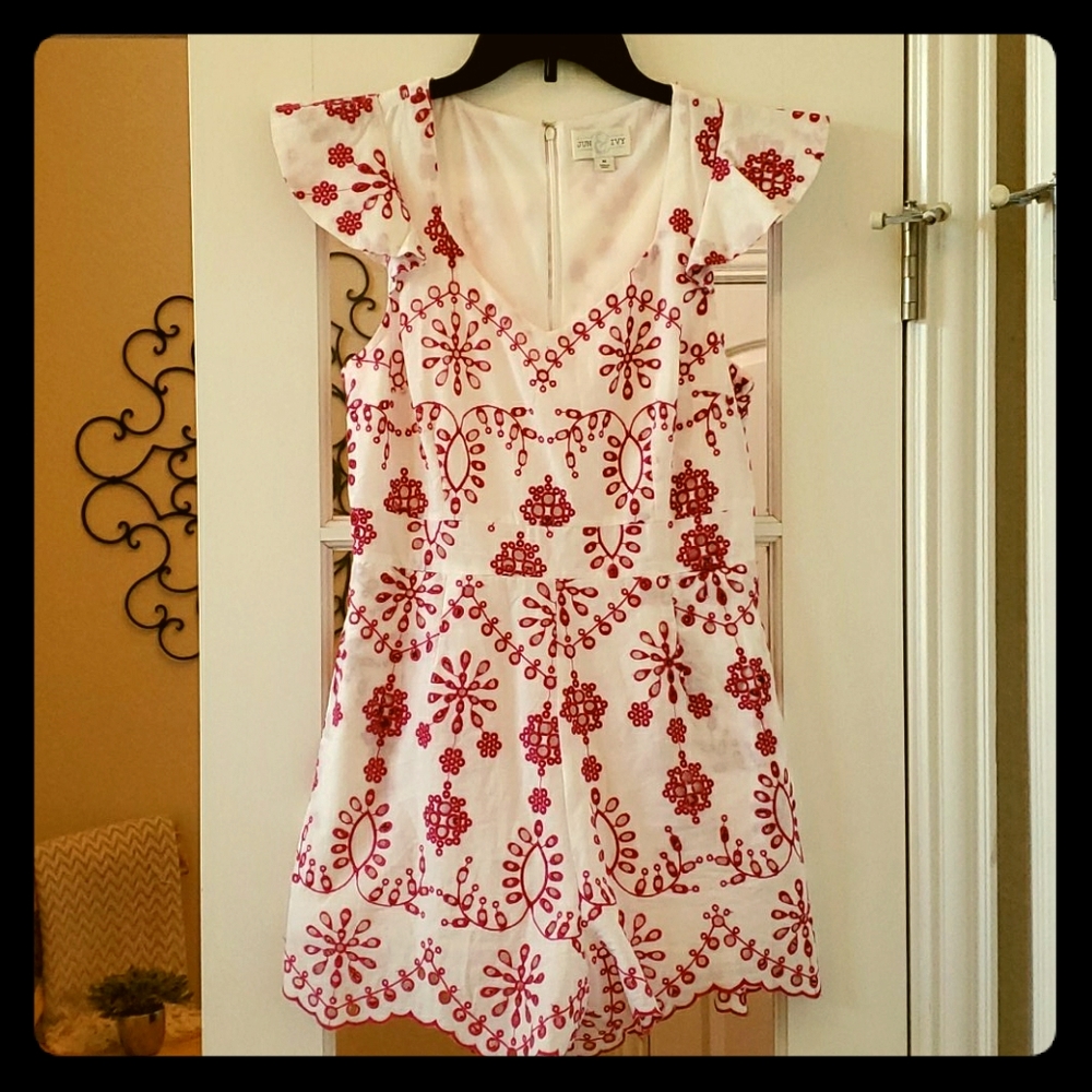 Romper with pockets